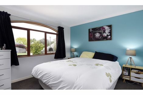 Photo of property in 11 Stagg Place, Brightwater, 7022