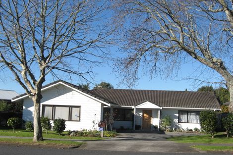Photo of property in 92 Wattle Farm Road, Wattle Downs, Auckland, 2103