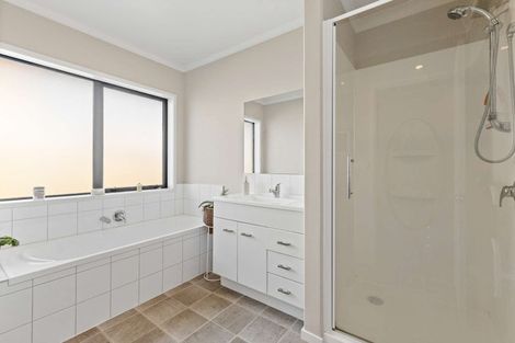 Photo of property in 38 Willowside Place, Amberley, 7410