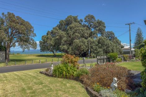 Photo of property in 6 Seaview Avenue, Te Puru, Thames, 3575