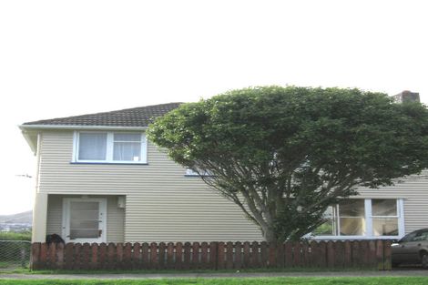 Photo of property in 105-111 Bedford Street, Cannons Creek, Porirua, 5024