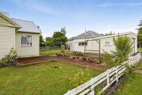 Photo of property in 2 Achilles Street, Stratford, 4332