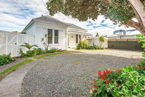 Photo of property in 42 Glasgow Street, Whanganui, 4500