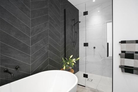 Photo of property in 1/45 Saint Kilda Road, Cambridge, 3434