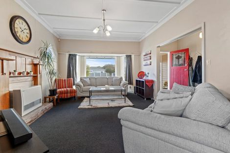 Photo of property in 52 Dixon Avenue, Hawera, 4610