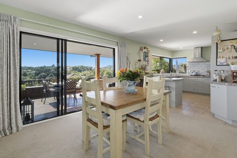 Photo of property in 14 Waipuna Grove, Welcome Bay, Tauranga, 3112