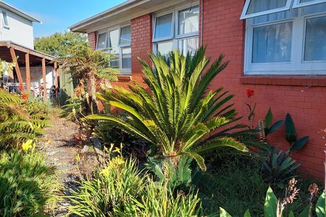 Photo of property in 73 Tiraumea Drive, Pakuranga, Auckland, 2010
