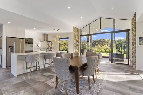 Photo of property in 180 North Manakau Road, Manakau, Levin, 5573