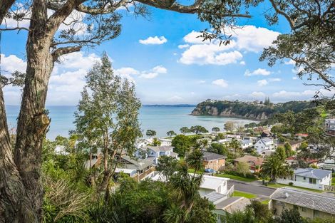 Photo of property in 10 Zita Avenue, Matakatia, Whangaparaoa, 0930