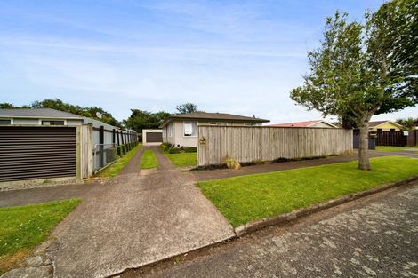 Photo of property in 35 Fantham Street, Hawera, 4610