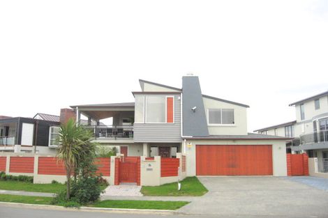 Photo of property in 35 Compass Way, Half Moon Bay, Auckland, 2012