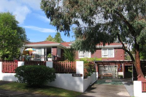 Photo of property in 15 Osman Street, Glen Eden, Auckland, 0602