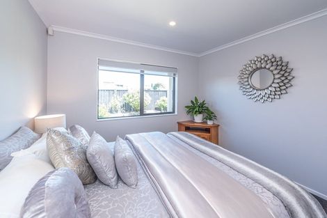 Photo of property in 13 Kamahi Street, Castlecliff, Whanganui, 4501