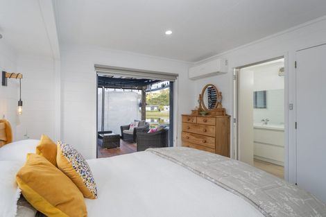 Photo of property in 13 Martin Place, Cooks Beach, Whitianga, 3591