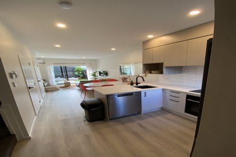 Photo of property in 7/86 Gloria Avenue, Te Atatu Peninsula, Auckland, 0610