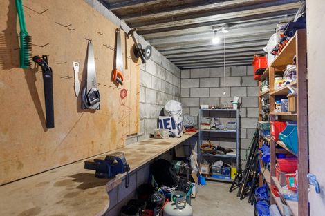 Photo of property in 3a Montana Place, Merrilands, New Plymouth, 4312