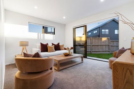 Photo of property in 3 Aquamarine Road, Rosehill, Papakura, 2113