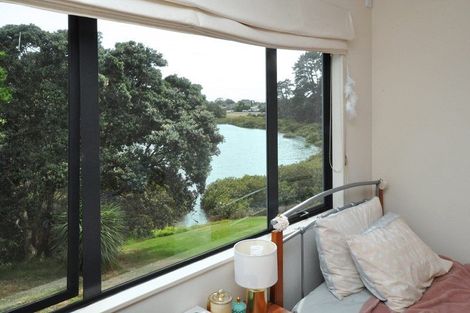 Photo of property in 27c Challinor Street, Pakuranga, Auckland, 2010