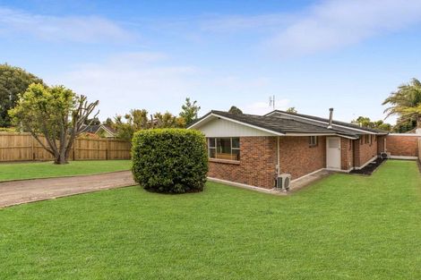 Photo of property in 328 Great South Road, Opaheke, Papakura, 2113