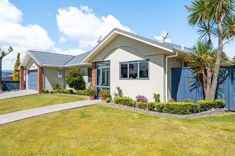 Photo of property in 99 Redvers Drive, Belmont, Lower Hutt, 5010