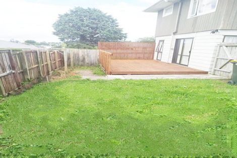 Photo of property in 20b Roberts Road, Te Atatu South, Auckland, 0610