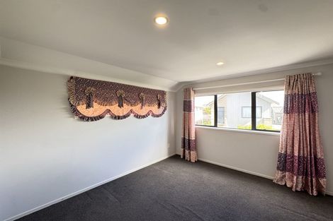 Photo of property in 70 Buckley Avenue, Hobsonville, Auckland, 0616