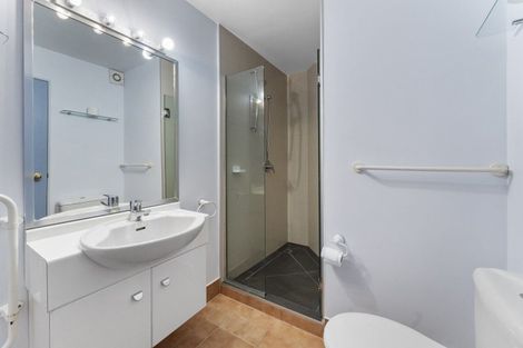 Photo of property in 1e/25 Maclean Street, Paraparaumu Beach, Paraparaumu, 5032