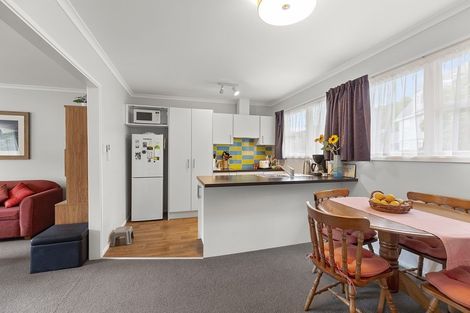 Photo of property in 2/14 Astor Street, Karori, Wellington, 6012