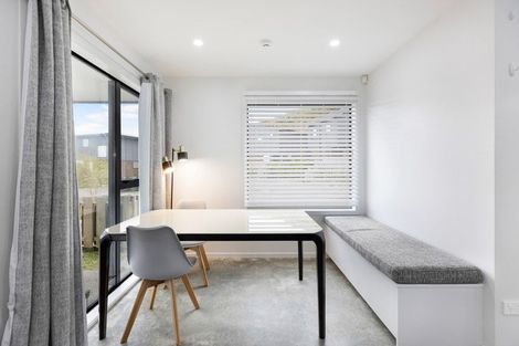 Photo of property in 42 Astelia Way, Woodridge, Wellington, 6037