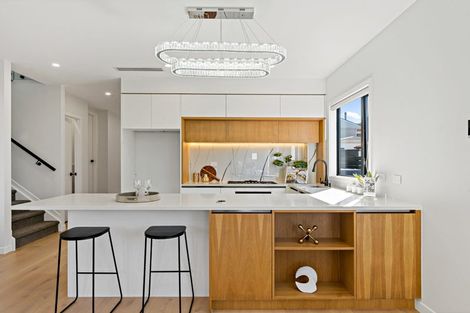 Photo of property in 206a Clovelly Road, Bucklands Beach, Auckland, 2012