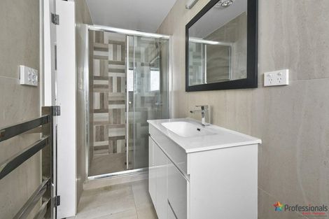 Photo of property in 3a Tagor Street, Glen Eden, Auckland, 0602