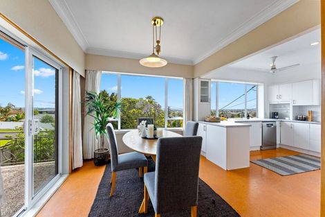 Photo of property in 3 Hepper Street, New Lynn, Auckland, 0600