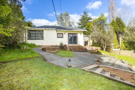 Photo of property in 1 Wyndham Road, Pinehaven, Upper Hutt, 5019