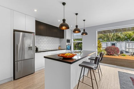 Photo of property in 2 Cecilia Place, Papamoa Beach, Papamoa, 3118