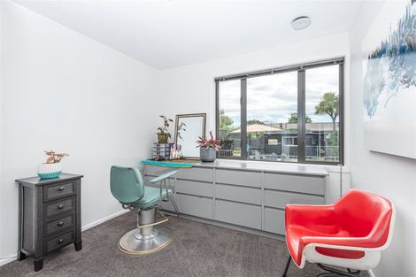 Photo of property in 16 Bucknell Street, Sockburn, Christchurch, 8042