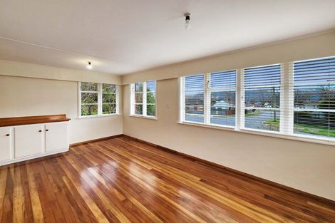 Photo of property in 270 Waddington Drive, Naenae, Lower Hutt, 5011