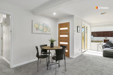 Photo of property in 7 Glendevon Place, Vauxhall, Dunedin, 9013