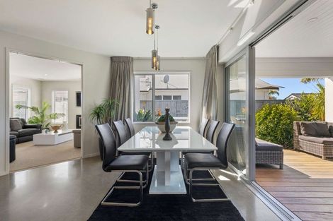 Photo of property in 42 Cassinia Close, Papamoa Beach, Papamoa, 3118