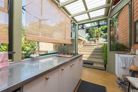 Photo of property in 21d Paremata Street, Atawhai, Nelson, 7010