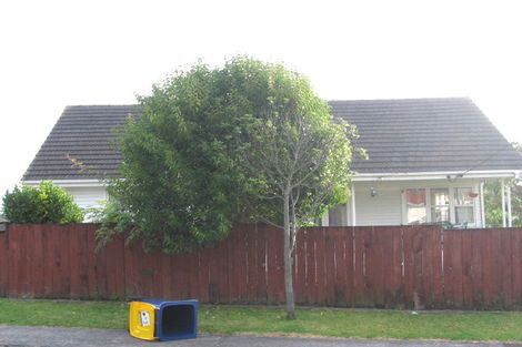 Photo of property in 1/12 Sheehan Road, Te Atatu South, Auckland, 0610