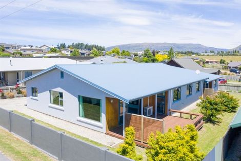 Photo of property in 181 Aubrey Road, Wanaka, 9305