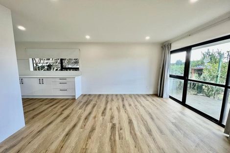 Photo of property in 5a Roslyn Road, Mount Wellington, Auckland, 1060