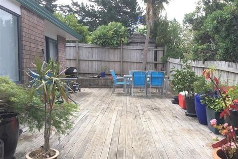 Photo of property in 9a Princess Maria Place, Massey, Auckland, 0614