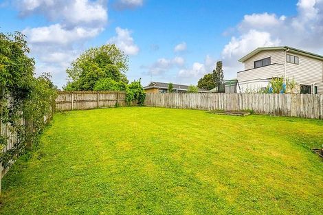 Photo of property in 3 Bernina Place, Weymouth, Auckland, 2103