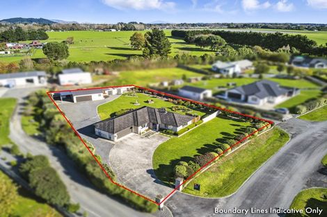 Photo of property in 51 Garth Road, Levin, 5571