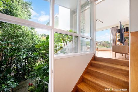 Photo of property in 67 Nicholson Road, Khandallah, Wellington, 6035
