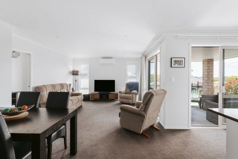 Photo of property in 3b Richardson Road, Omokoroa, 3114