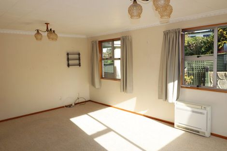 Photo of property in 8c Stuart Street, Holmes Hill, Oamaru, 9401