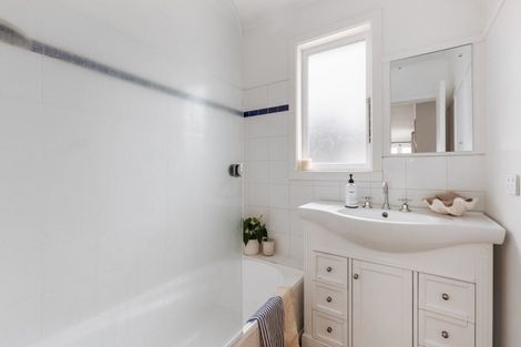 Photo of property in 1018a Papamoa Beach Road, Papamoa Beach, Papamoa, 3118