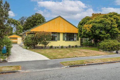 Photo of property in 22 Yardley Street, Avonhead, Christchurch, 8042